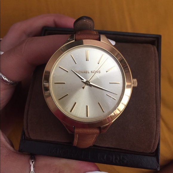 Michael Kors brown wrap watch - Picture 1 of 2